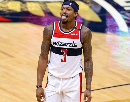 的目光拉回 的目光拉回