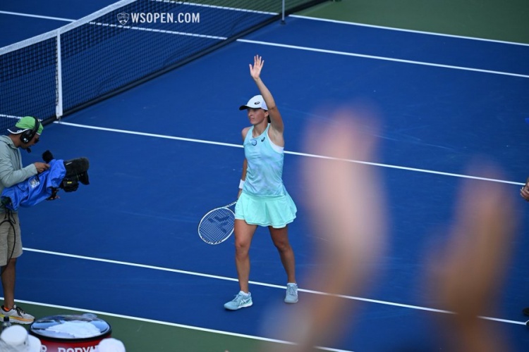 英超联赛中 英超联赛中