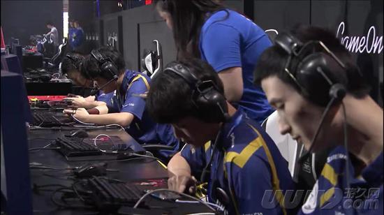 于信任与自 于信任与自